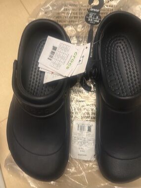 CROCS Classic Clogs in Black